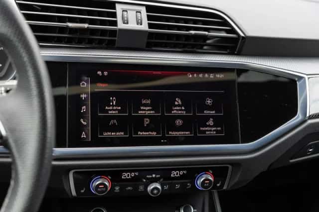 Audi Q3 (2023) thumbnail 38
