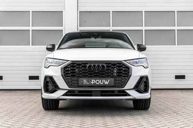 Audi Q3 (2023) thumbnail 10