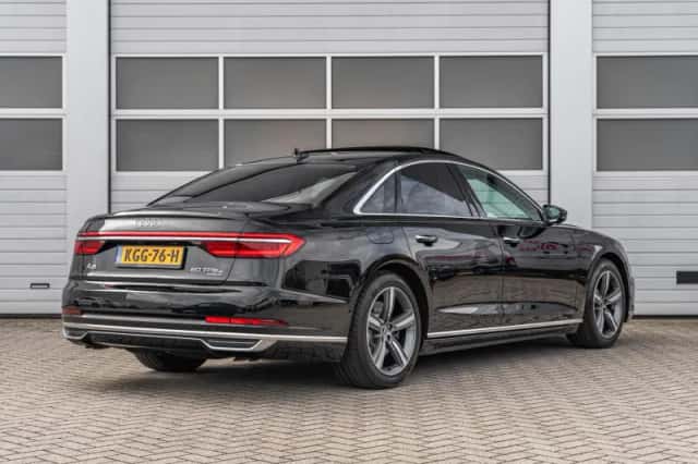 Audi A8 (2021) thumbnail 14