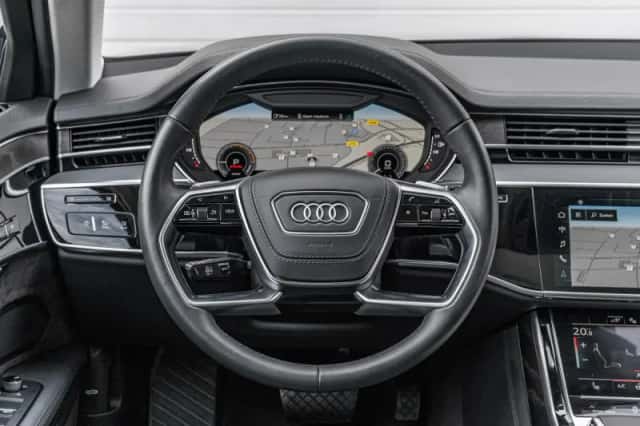 Audi A8 (2021) thumbnail 33