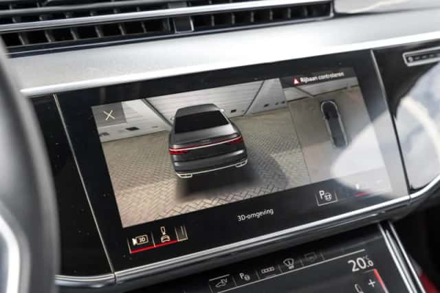 Audi A8 (2021) thumbnail 50