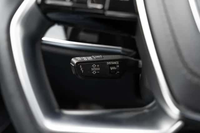 Audi A8 (2021) thumbnail 58