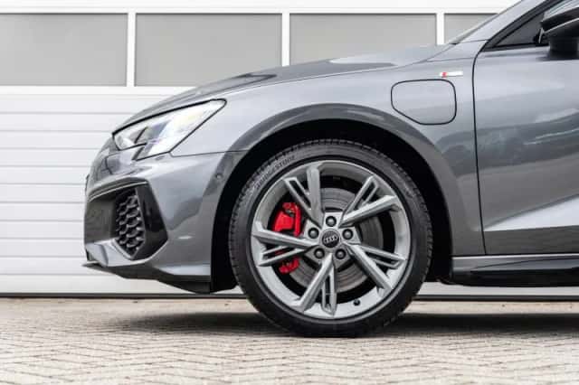 Audi A3 (2024) thumbnail 12