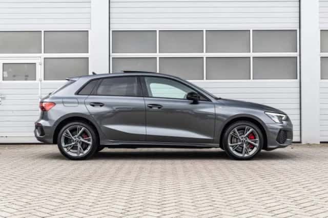 Audi A3 (2024) thumbnail 3