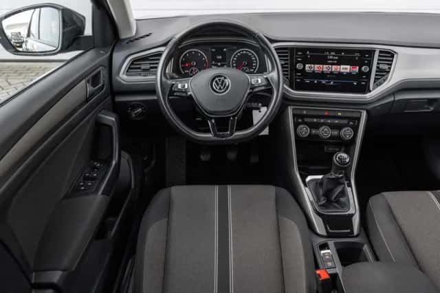 Volkswagen T-Roc (2021) thumbnail 18