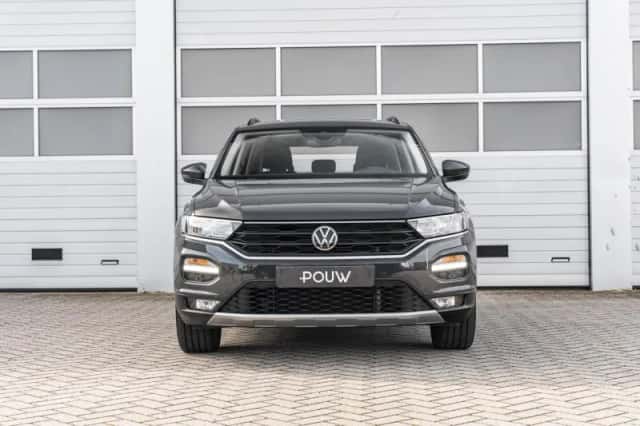 Volkswagen T-Roc (2021) thumbnail 8