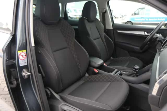 Škoda Karoq (2021) thumbnail 15