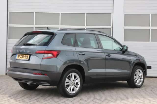 Škoda Karoq (2021) thumbnail 3
