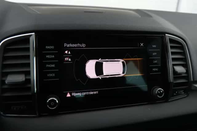 Škoda Karoq (2021) thumbnail 26