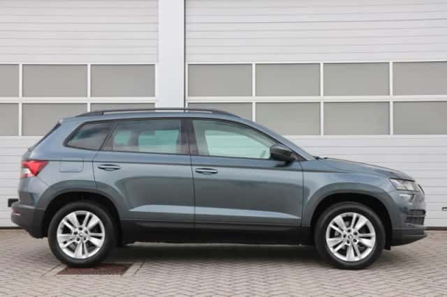 Škoda Karoq (2021) thumbnail 4