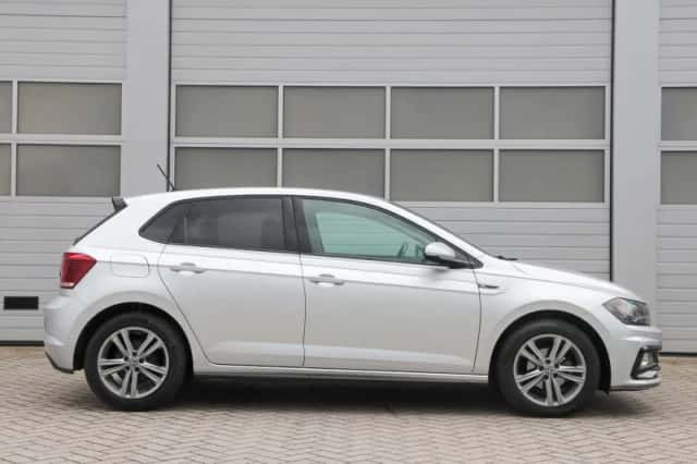 Volkswagen Polo (2021) thumbnail 3