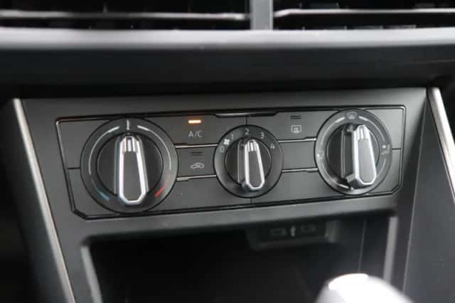 Volkswagen Polo (2021) thumbnail 25