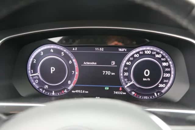 Volkswagen Tiguan (2017) thumbnail 21