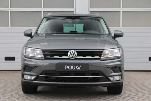 Volkswagen Tiguan (2017) thumbnail 8