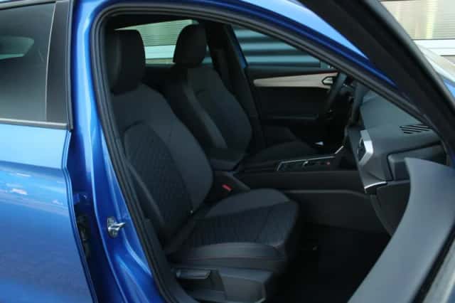 SEAT Leon (2026) thumbnail 16