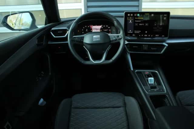 SEAT Leon (2026) thumbnail 23