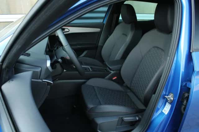 SEAT Leon (2026) thumbnail 4