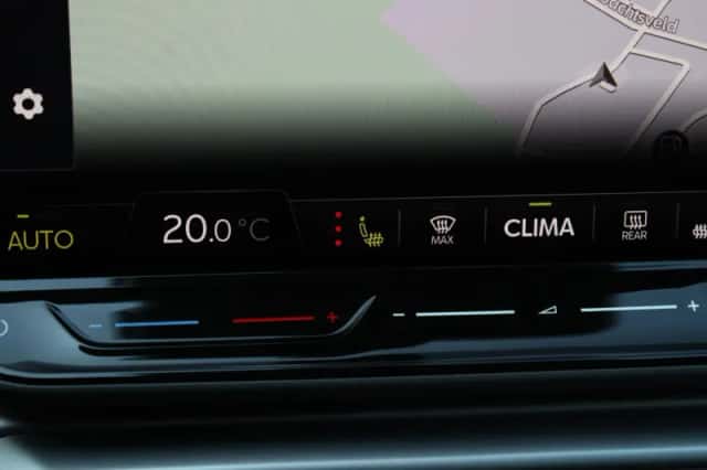 SEAT Leon (2026) thumbnail 31