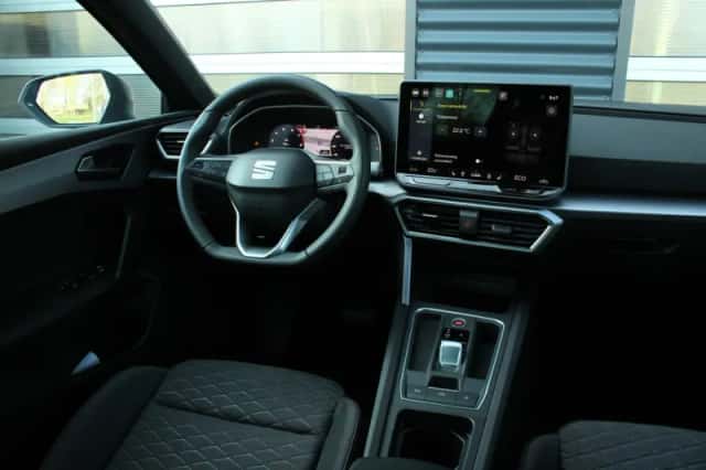 SEAT Leon (2026) thumbnail 34