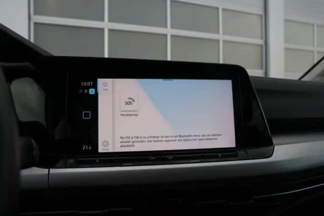 Volkswagen Golf (2022) thumbnail 30