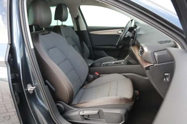 SEAT Leon Sportstourer (2022) thumbnail 15