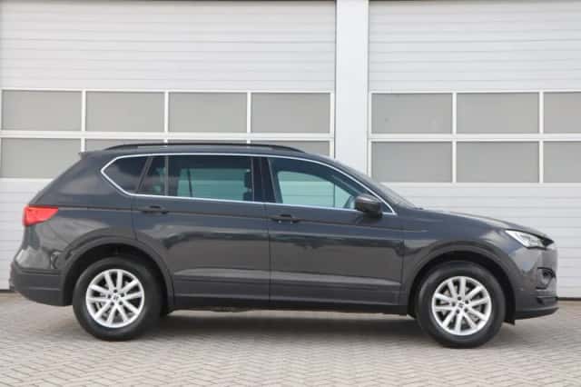 SEAT Tarraco (2023) thumbnail 3