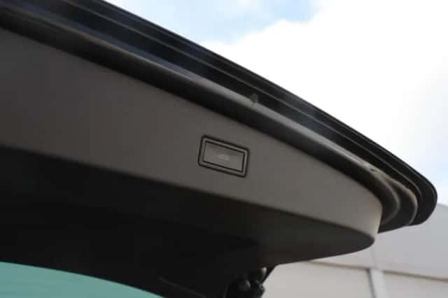 Volkswagen Tiguan (2020) thumbnail 17