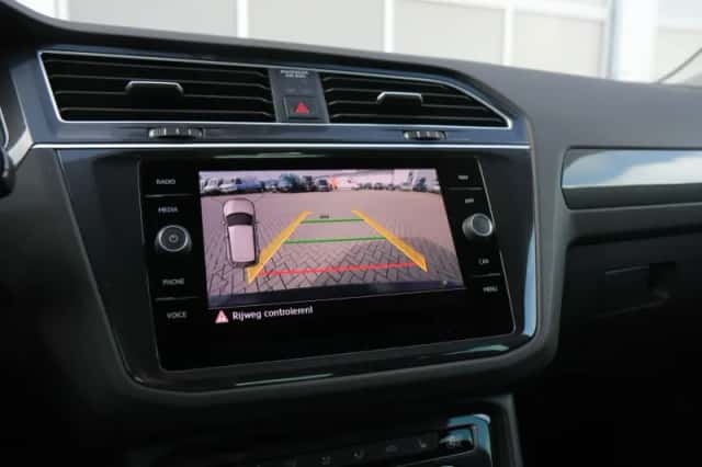 Volkswagen Tiguan (2020) thumbnail 25