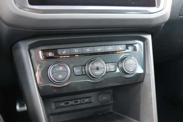 Volkswagen Tiguan (2020) thumbnail 26