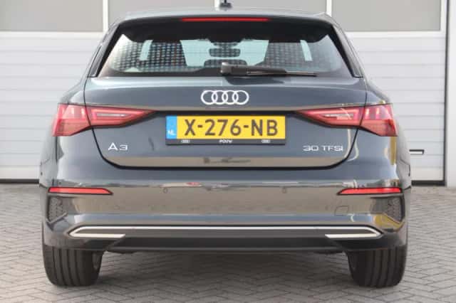 Audi A3 (2024) thumbnail 12