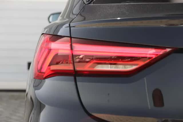 Audi Q3 (2022) thumbnail 14