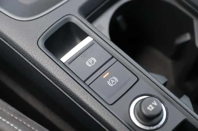 Audi Q3 (2022) thumbnail 23