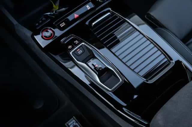 Audi S6 (2026) thumbnail 35