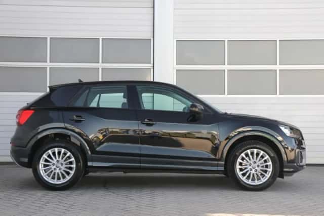 Audi Q2 (2020) thumbnail 3