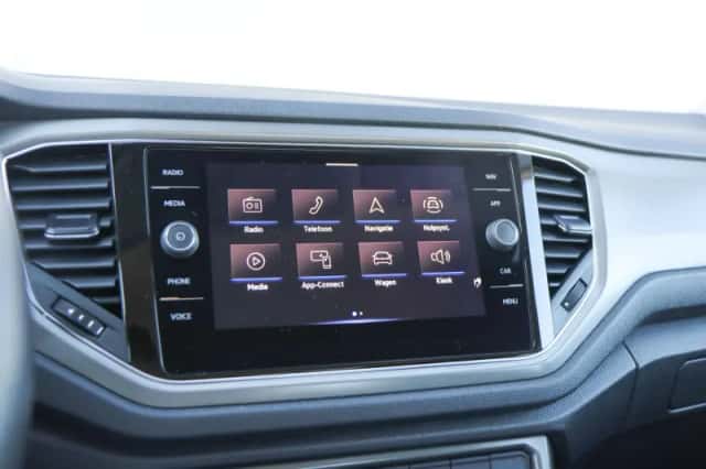 Volkswagen T-Roc (2020) thumbnail 33