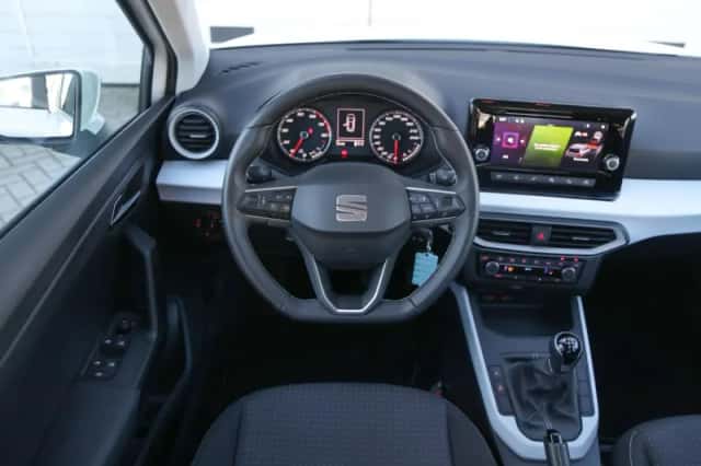 SEAT Arona (2022) thumbnail 18