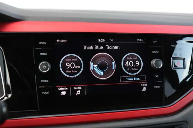 Volkswagen Polo (2020) thumbnail 35