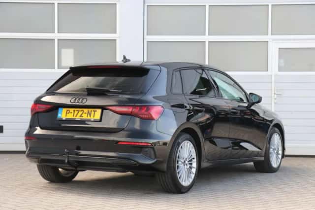 Audi A3 (2022) thumbnail 2