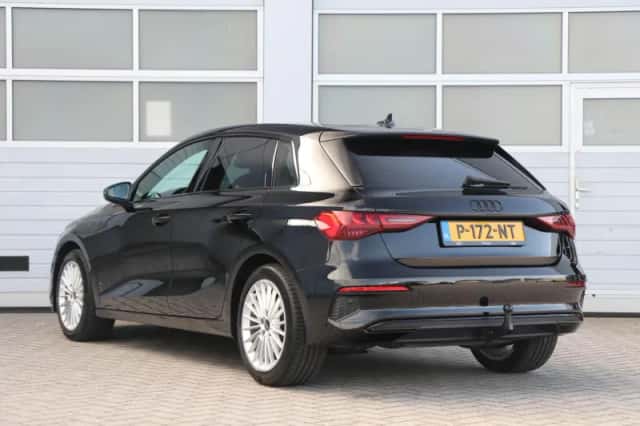 Audi A3 (2022) thumbnail 12