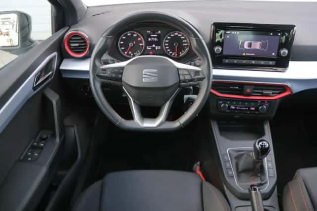 SEAT Ibiza (2022) thumbnail 18
