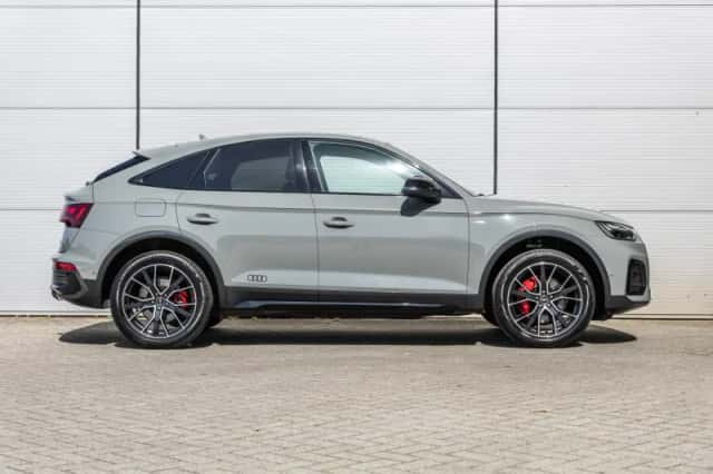 Audi Q5 (2021) thumbnail 3