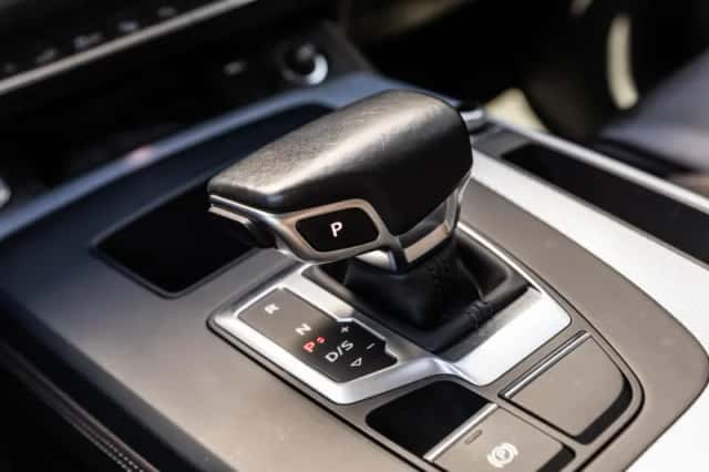 Audi Q5 (2021) thumbnail 34