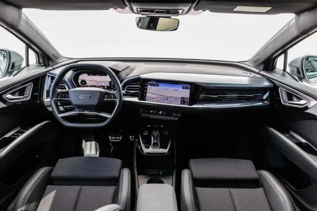Audi Q4 e-tron (2026) thumbnail 5