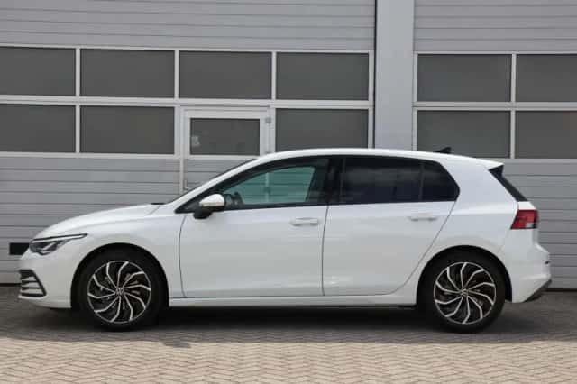 Volkswagen Golf (2021) thumbnail 12