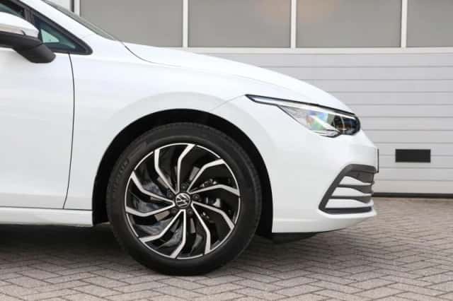 Volkswagen Golf (2021) thumbnail 13