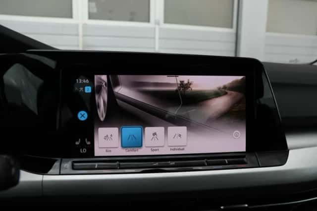 Volkswagen Golf (2020) thumbnail 25