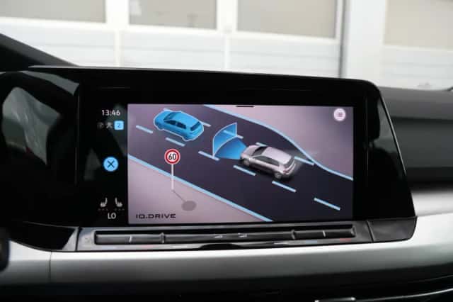 Volkswagen Golf (2020) thumbnail 34