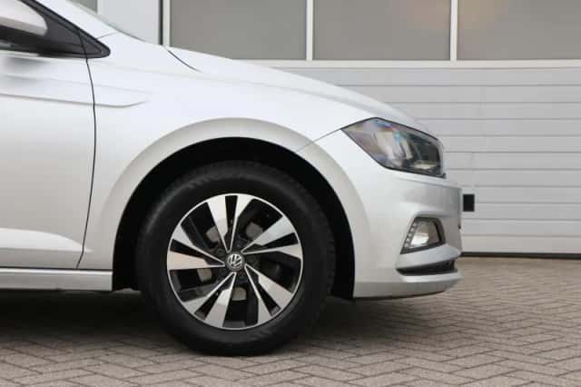 Volkswagen Polo (2018) thumbnail 13