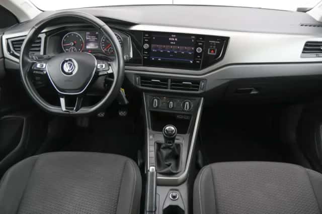 Volkswagen Polo (2018) thumbnail 5