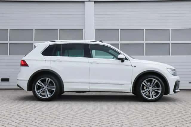 Volkswagen Tiguan (2020) thumbnail 3